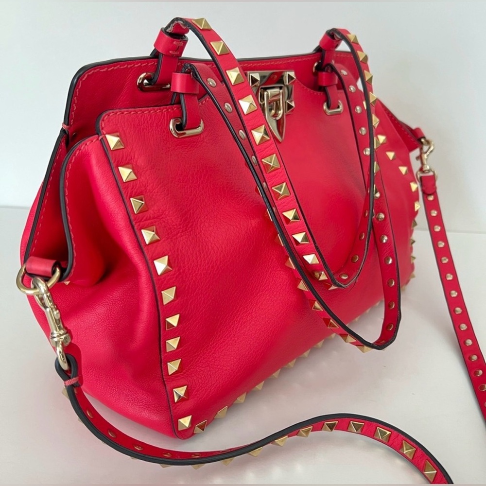 Valentino Garavani Pink Studded Shoulder Bag EUC - Picture 4 of 16